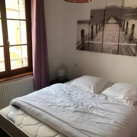 Le Lierre , 2eme Etage 公寓 *